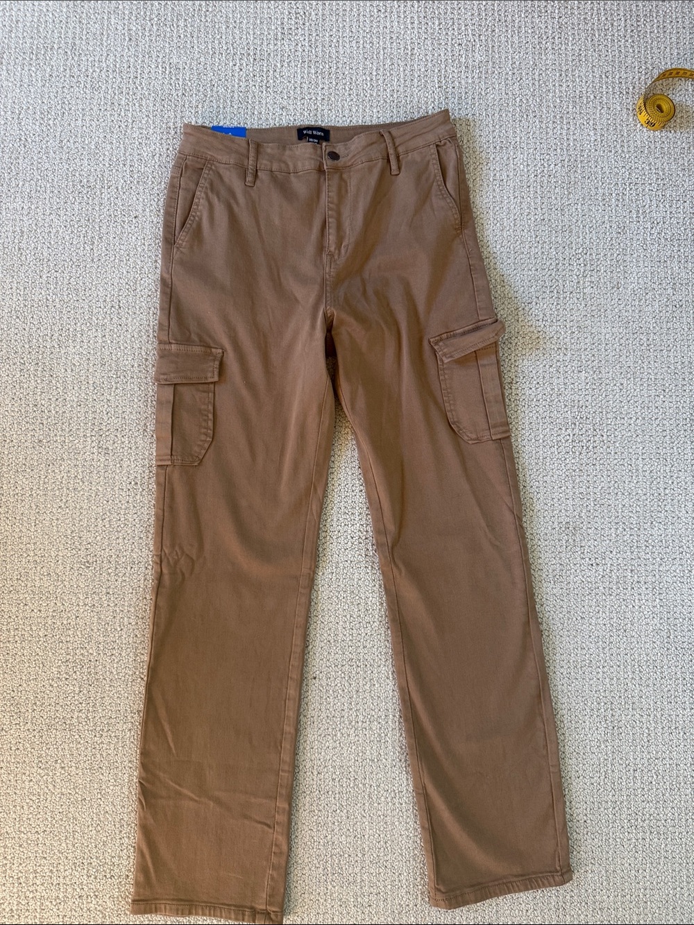 Well Worn Women’s Tan Cargo Pants